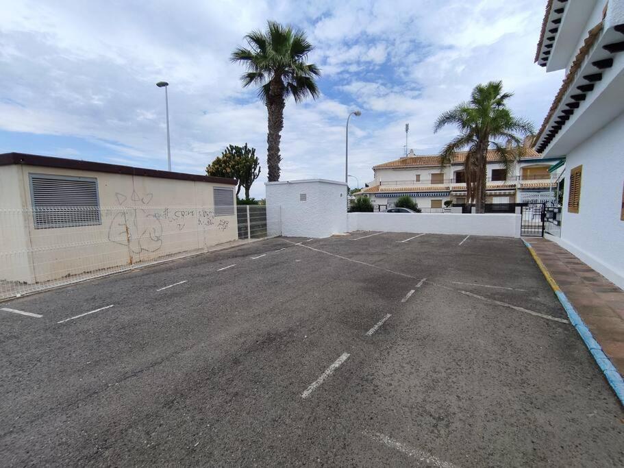 Apartamento Comodo A 300 Metros De La Playa Santa Pola Eksteriør bilde